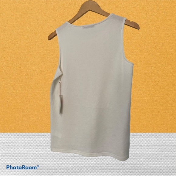 *SOLD* NWT - Dex Cream textured sleeveless top - Picture 2 of 4